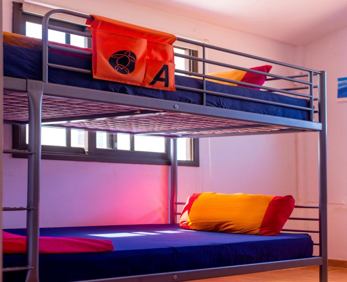 La Tortuga Hostel Адехе Экстерьер фото